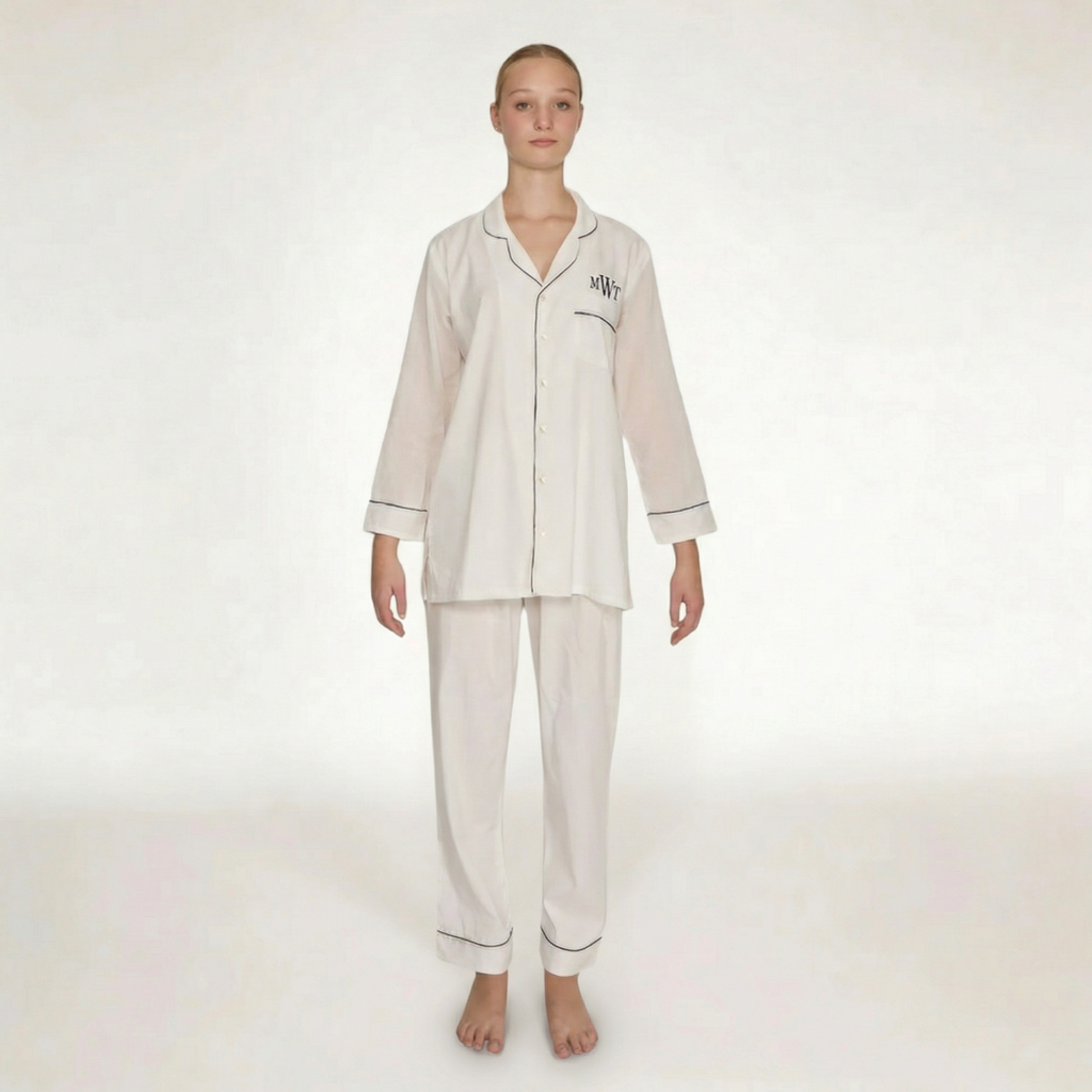 PIJAMA "CLASSIC WHITE" CON PANTALON