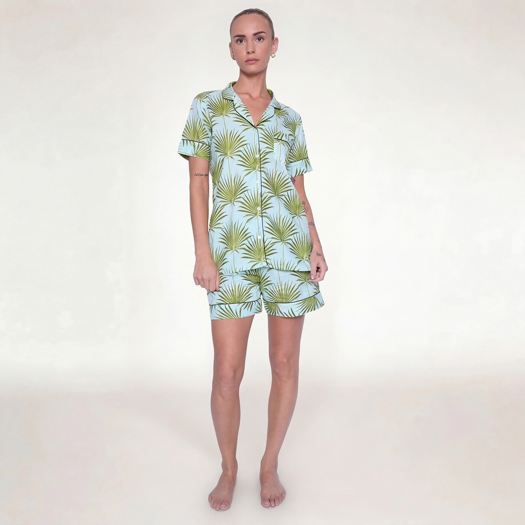 PIJAMA "VERDE BEACH" CON SHORT